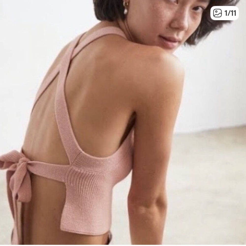 Backless Knit Tie Aritzia Wilfred Cayenne Top in Pink Nude